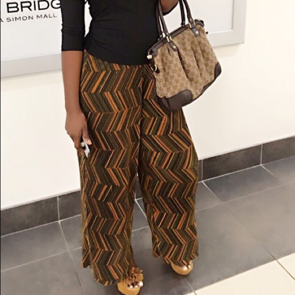 Women pleated pants